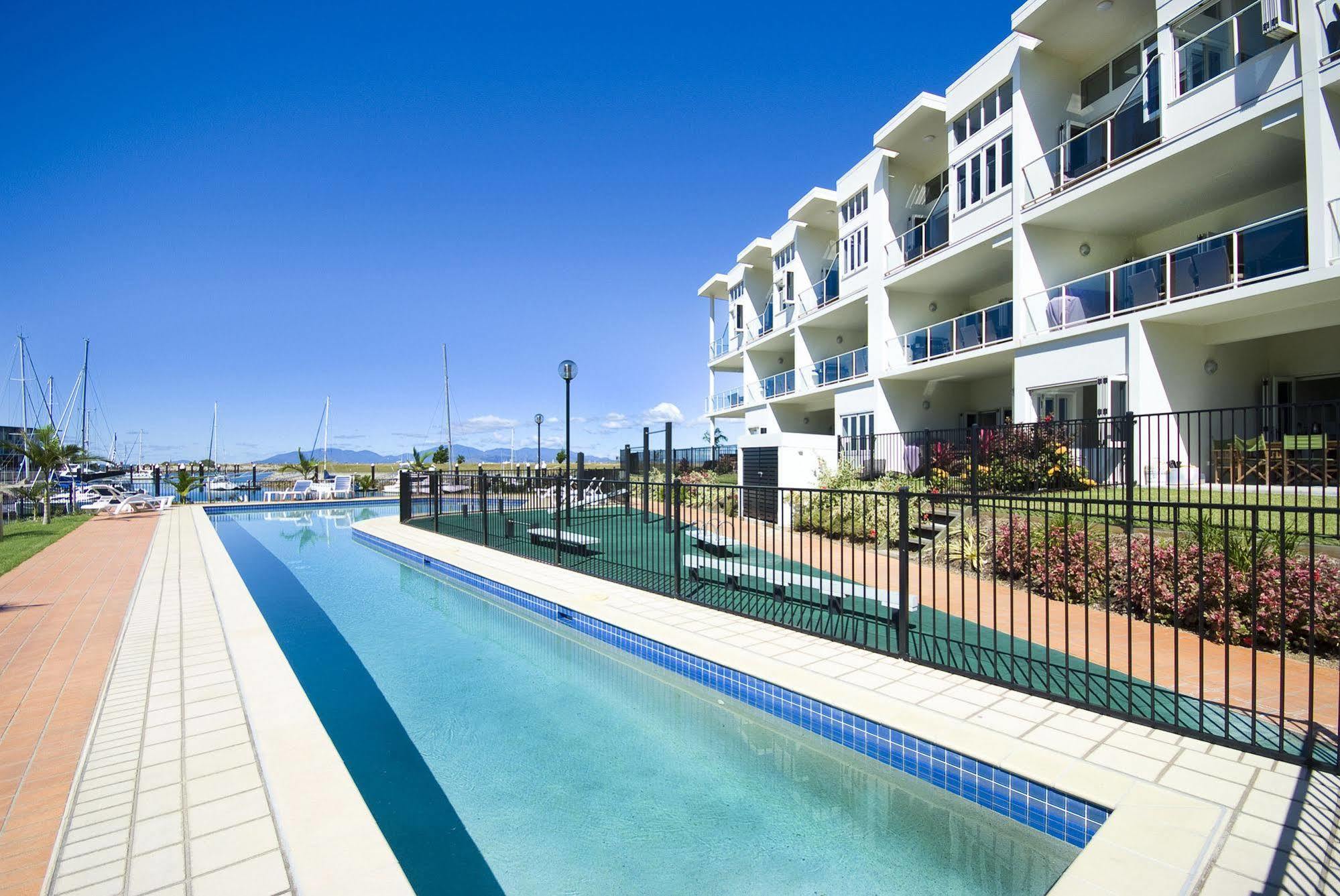 Beachside Magnetic Harbour Apartments Nelly Bay Εξωτερικό φωτογραφία